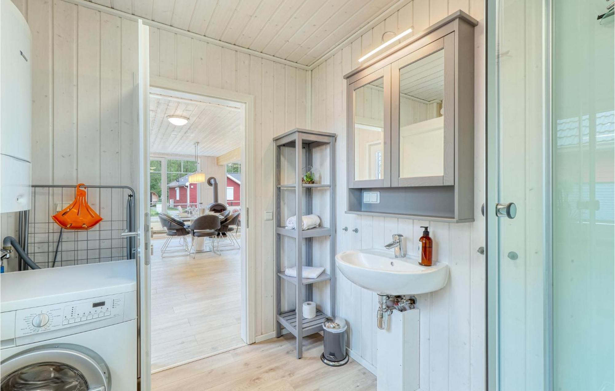 Gorgeous Home In Zerpenschleuse With Sauna Exterior photo
