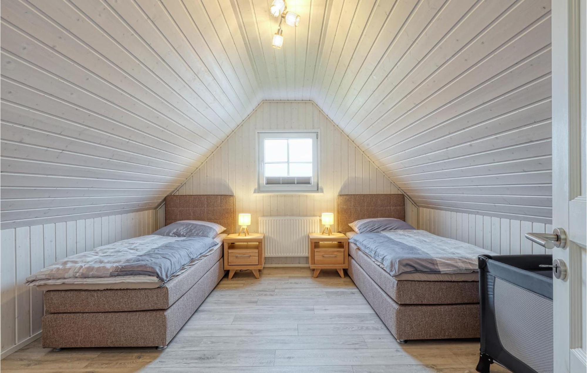 Gorgeous Home In Zerpenschleuse With Sauna Exterior photo