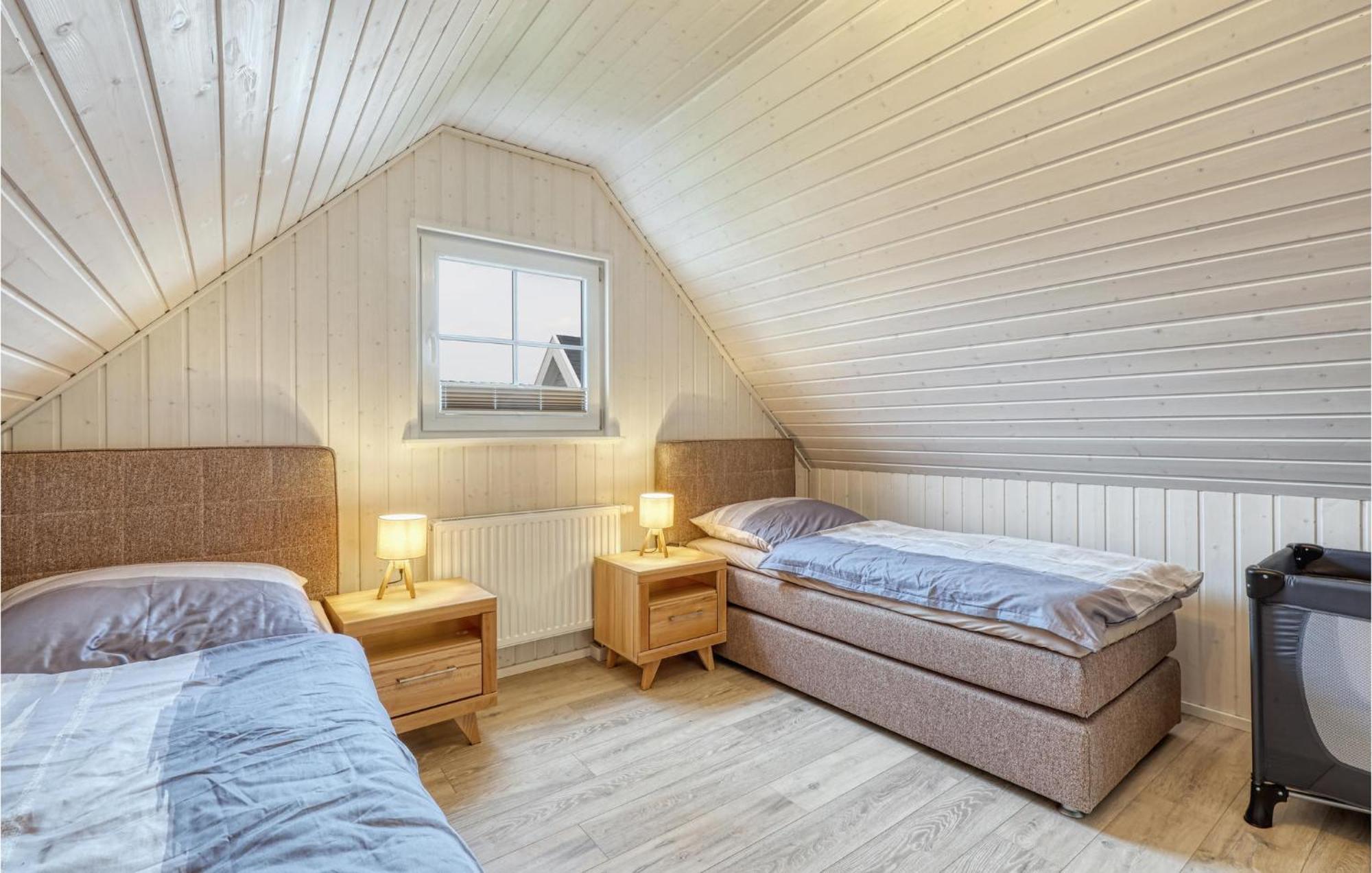 Gorgeous Home In Zerpenschleuse With Sauna Exterior photo